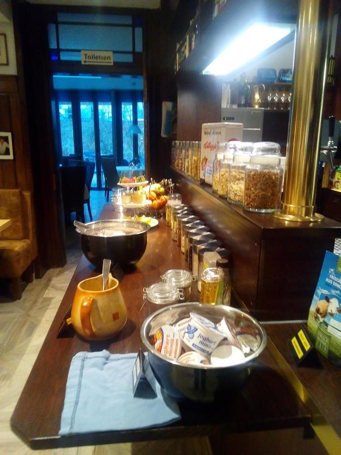 Hotel-Restaurant Goldenes Lamm 딘클스버 외부 사진