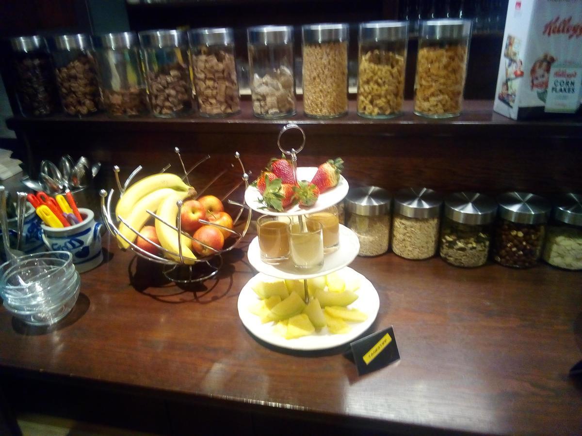 Hotel-Restaurant Goldenes Lamm 딘클스버 외부 사진